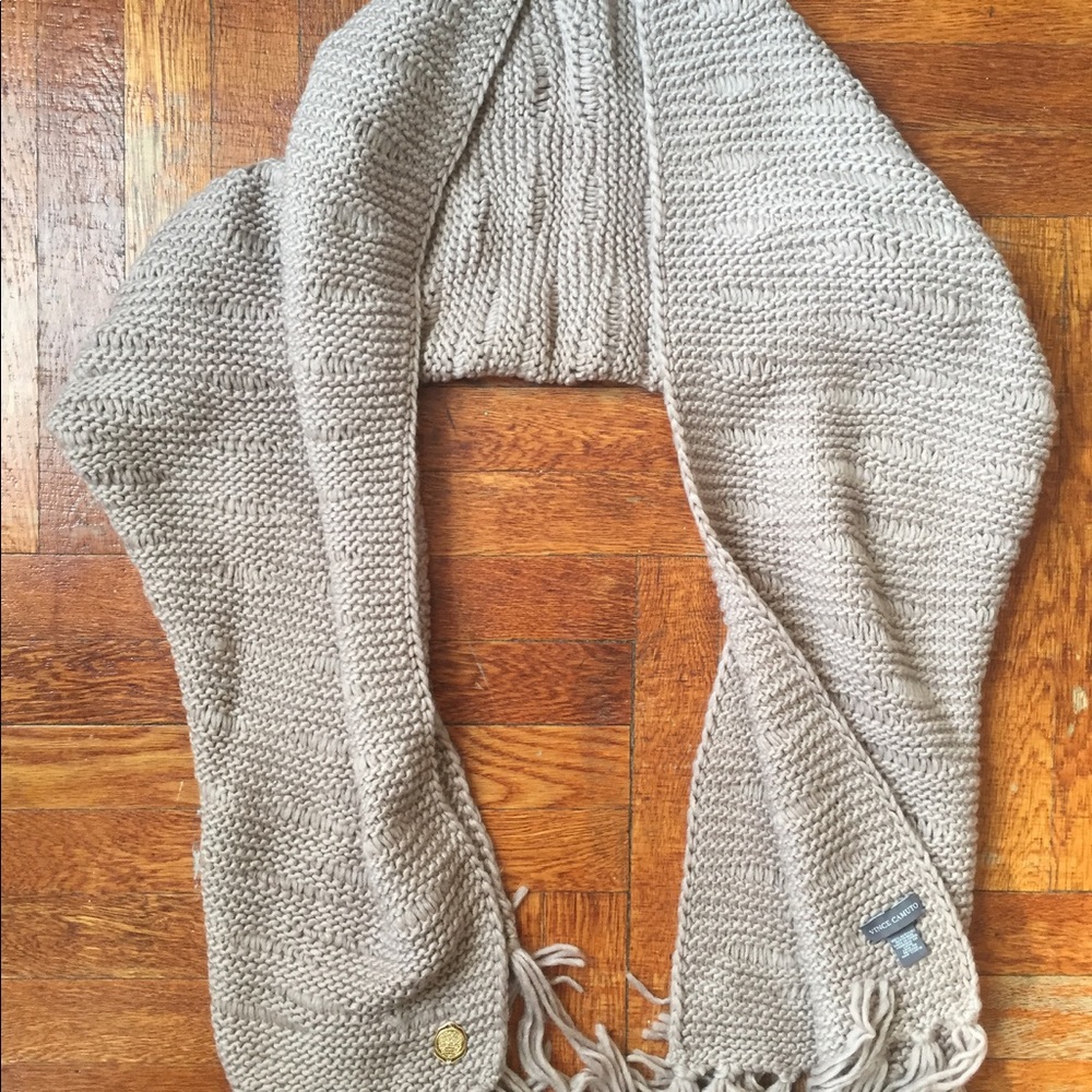Vince Camuto cozy, warm large scarf/wrap